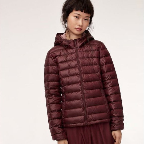 Aritzia Jackets & Blazers - Aritzia Goose Down lightweight Puffer